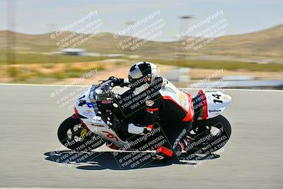 media/Apr-13-2025-TrackXperience (Sun) [[fb1ef998a6]]/Level 2 (Intermediate)/Turn 8 (Session 3)/